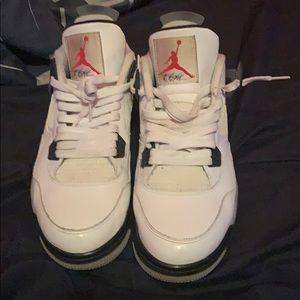 COPY - Jordan 4 white cement 6/10